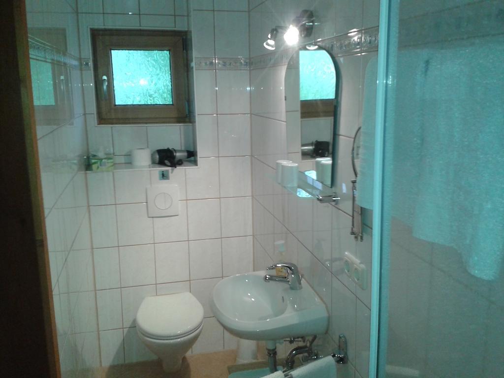 אונטראמרגאו Gaestehaus Attenhauser חדר תמונה