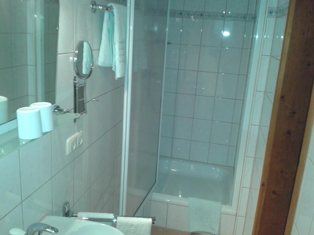 אונטראמרגאו Gaestehaus Attenhauser חדר תמונה